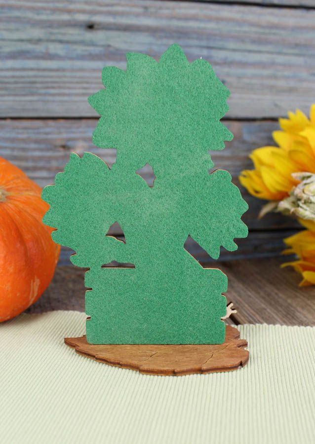 Broderie avec perles sur socle en bois "Tournesols dans une boîte" SO-099 MP Studia