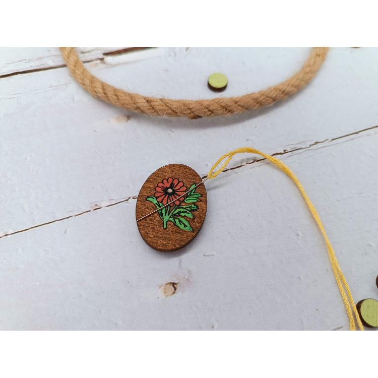 Imán portaagujas KF059/205P “Flor roja” – Kind Fox by Wizardi