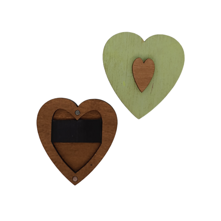Étui à aiguilles avec coeur vert - Élégance et organisation par Wizardi KF056/100G