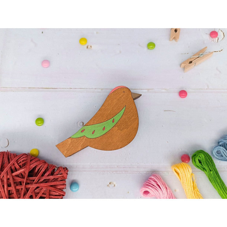 Étui à aiguilles en bois avec motif oiseau vert - Wizardi KF056/110-2