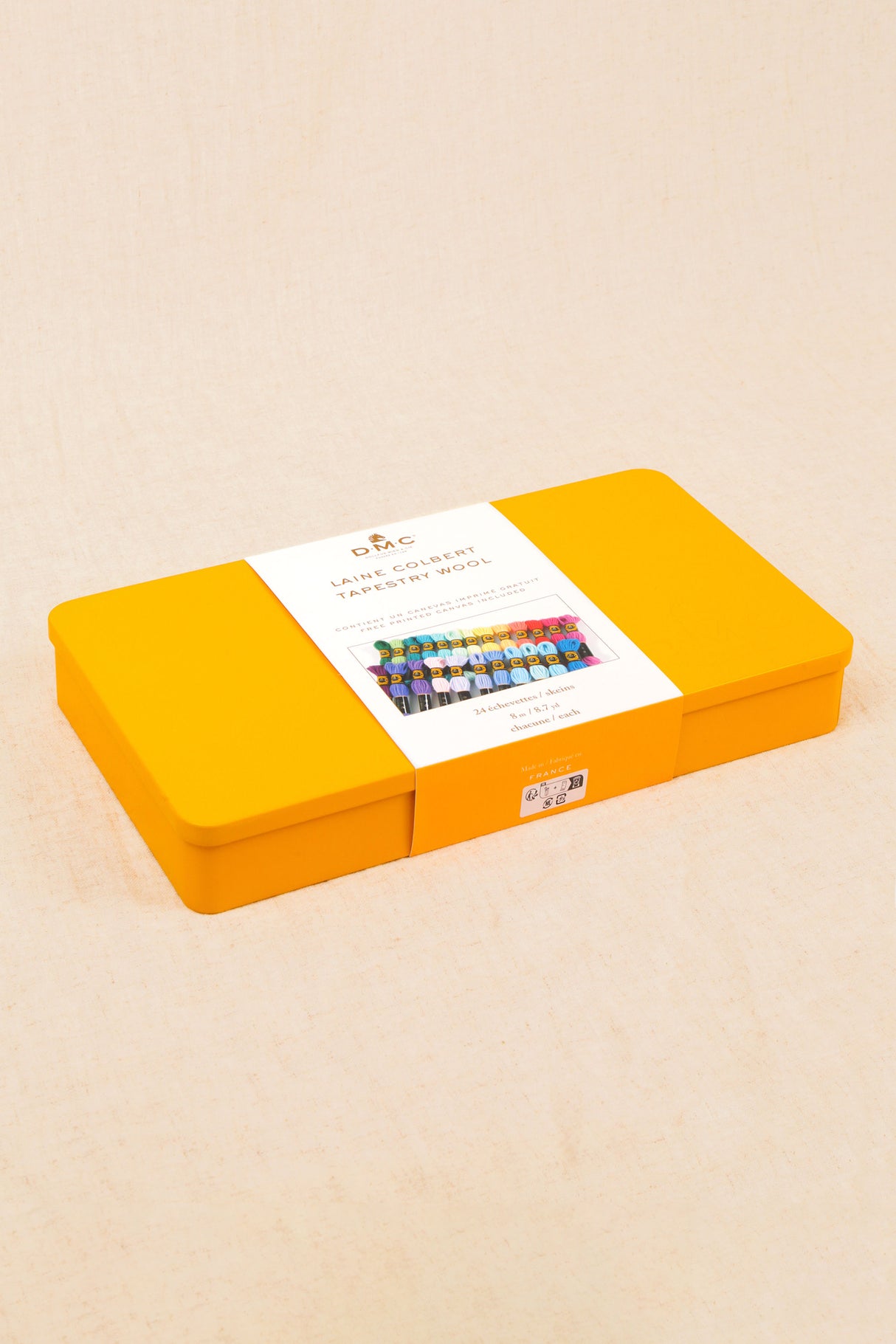 Coffret métal contenant 24 écheveaux de laine DMC Colbert - Edition limitée : L'élégance de la broderie
