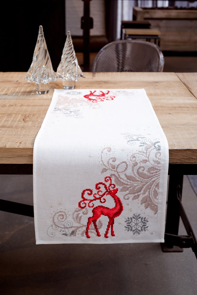 Camino de mesa Ciervo orgulloso - Vervaco - Kit de punto de cruz PN-0150194