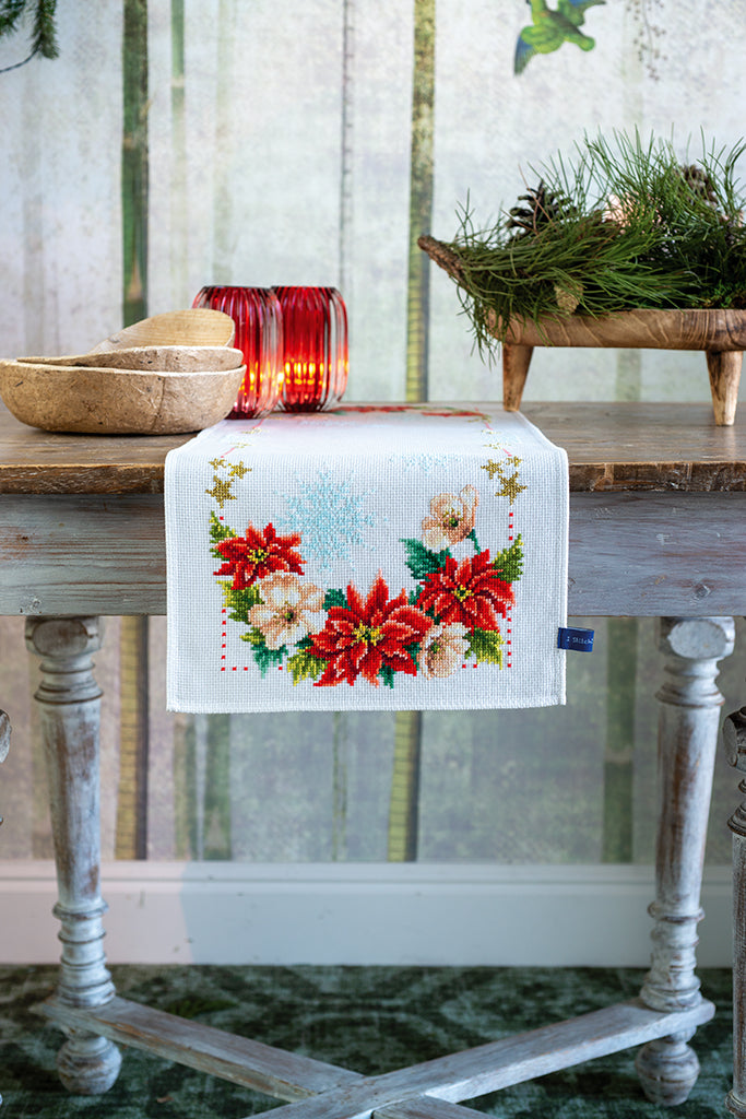 Christmas Flowers Table Runner - Vervaco - Cross Stitch Kit PN-0155487