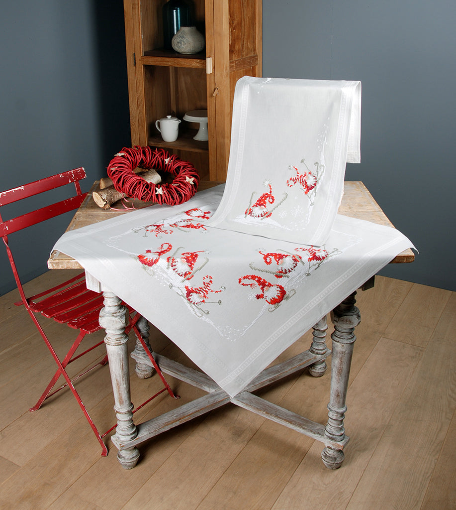 Camino de mesa Gnomos navideños - Vervaco - Kit de punto de cruz PN-0173615