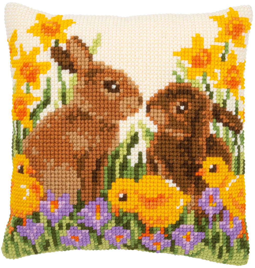RABBITS WITH CHICKS - Kit para crear una almohada - Vervaco PN-0183143