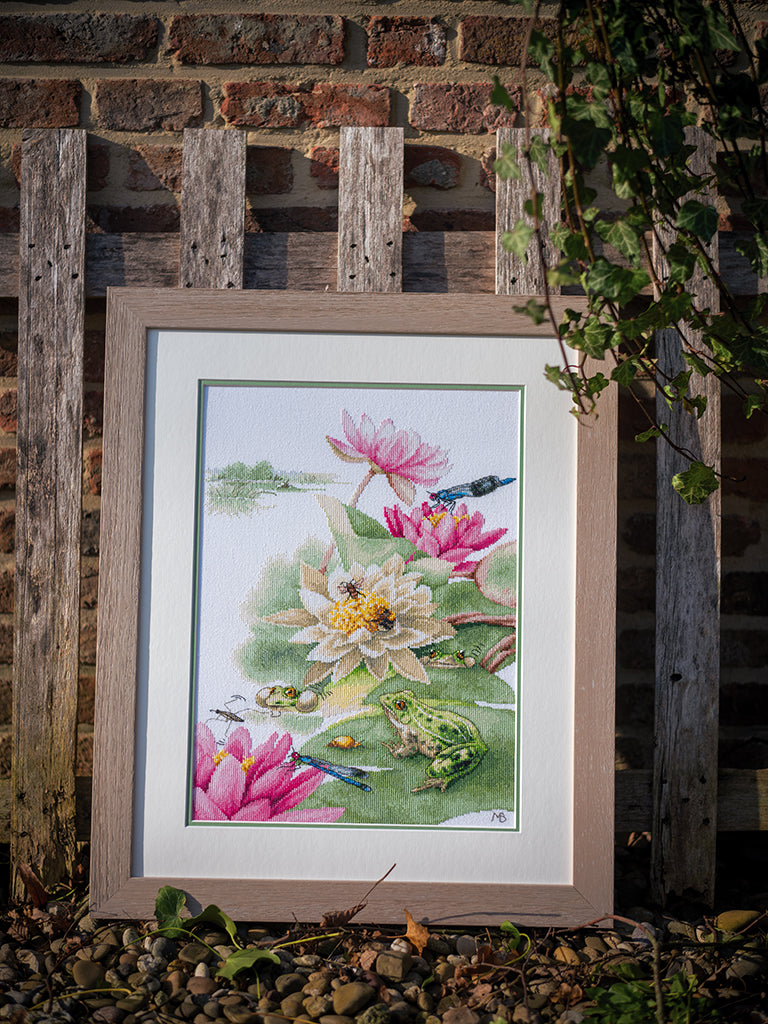 Concierto de la Rana Verde - Kit de Punto de Cruz Lanarte