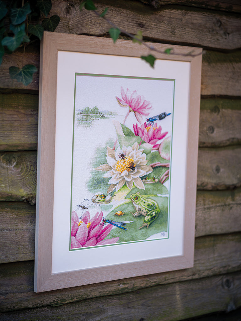 Concierto de la Rana Verde - Kit de Punto de Cruz Lanarte