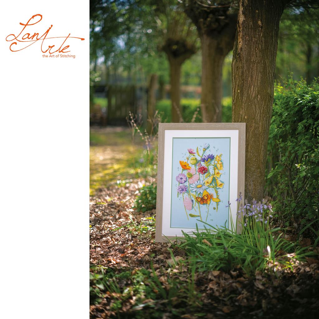 One flower of each - Lanarte Kit de Punto de Cruz PN-0200466