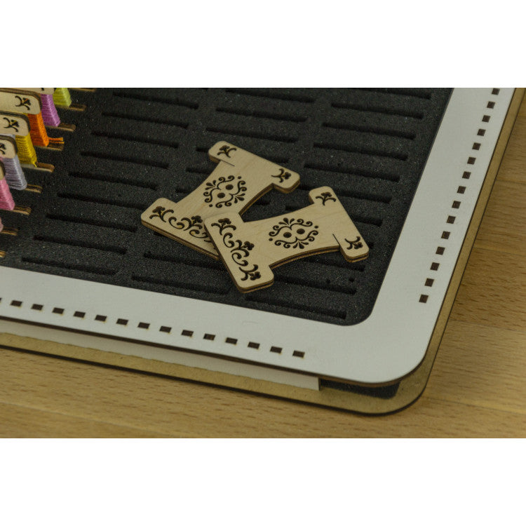 Organizador de Hilos Plano PB-028 – 60 Bobinas