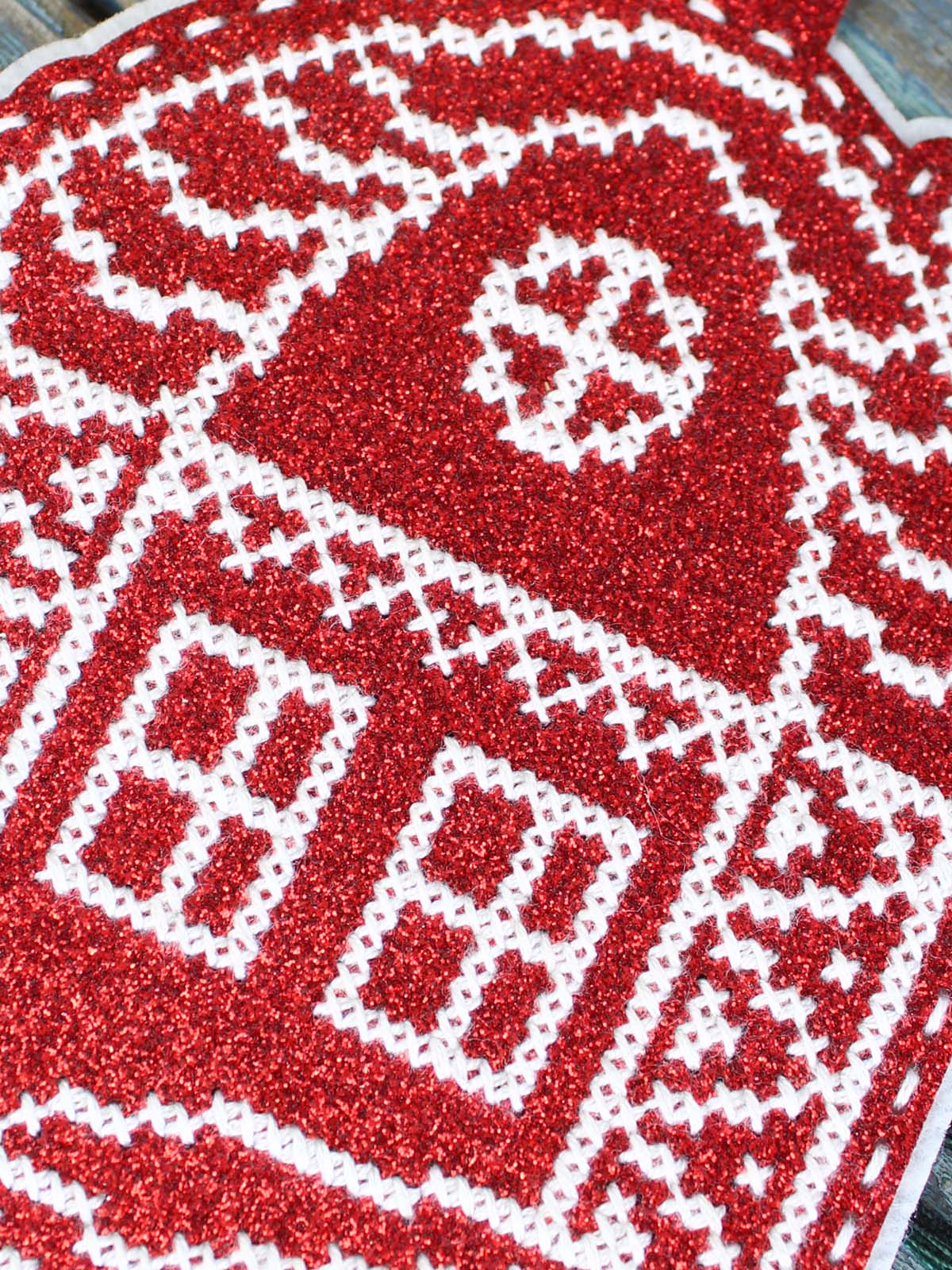 Kit de punto de cruz MP Studia ST-1089 – “Adorno navideño: Casita bajo la nieve”