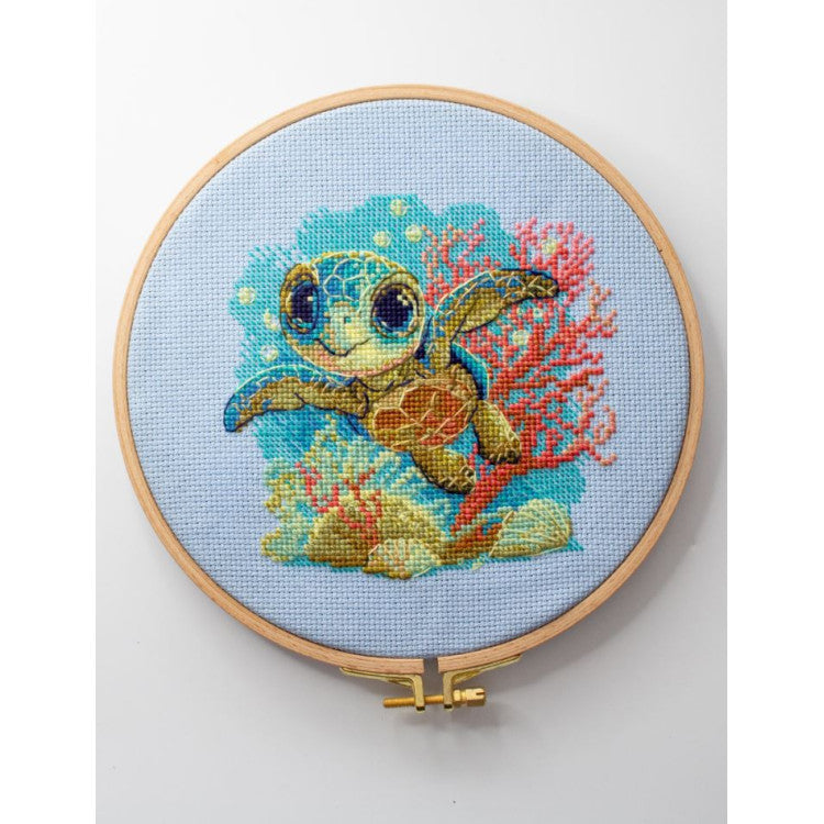 “Baby Sea Turtle” Cross Stitch Kit Aine A1037 – Sea Turtle 15×15 cm