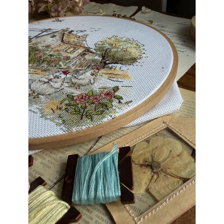 Kit de point de croix « Is it really summer? » Andriana SANN-41 – Poules au jardin 25,5x21,5 cm Aïda 16 ct