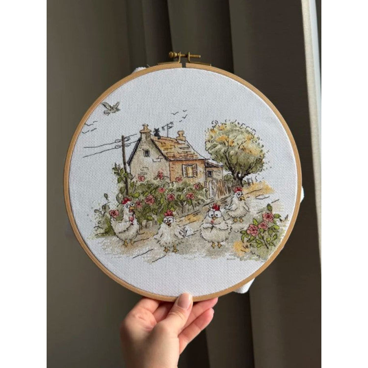 Kit de point de croix « Is it really summer? » Andriana SANN-41 – Poules au jardin 25,5x21,5 cm Aïda 16 ct