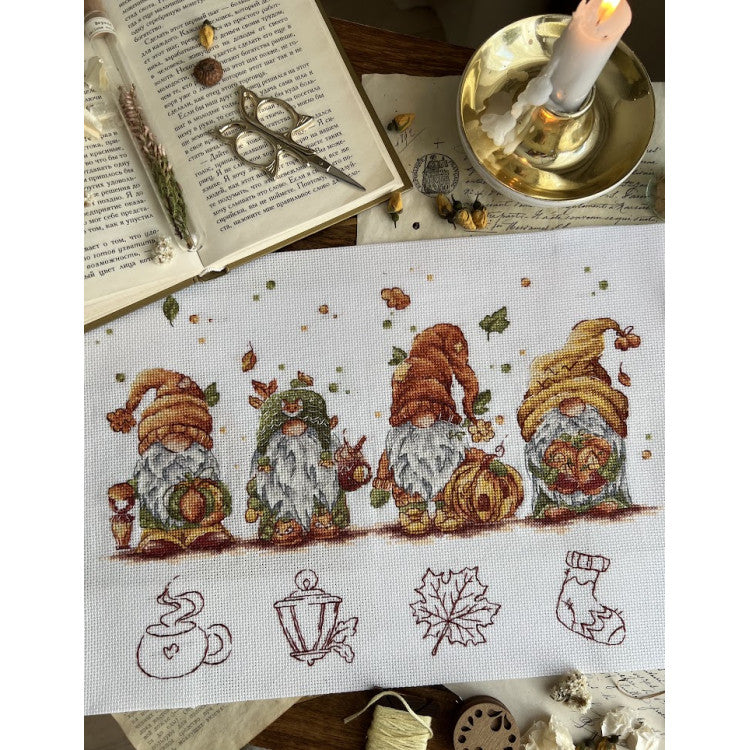 Kit de Punto de Cruz "Gnomos de Otoño" SANO-34
