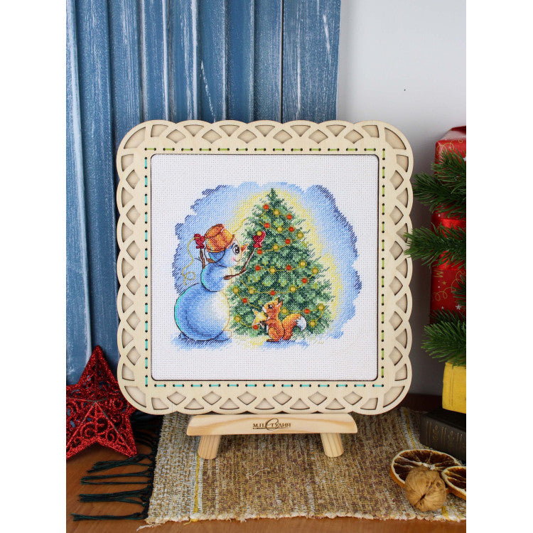 MP Studia SM-1254 Decorating the Christmas Tree