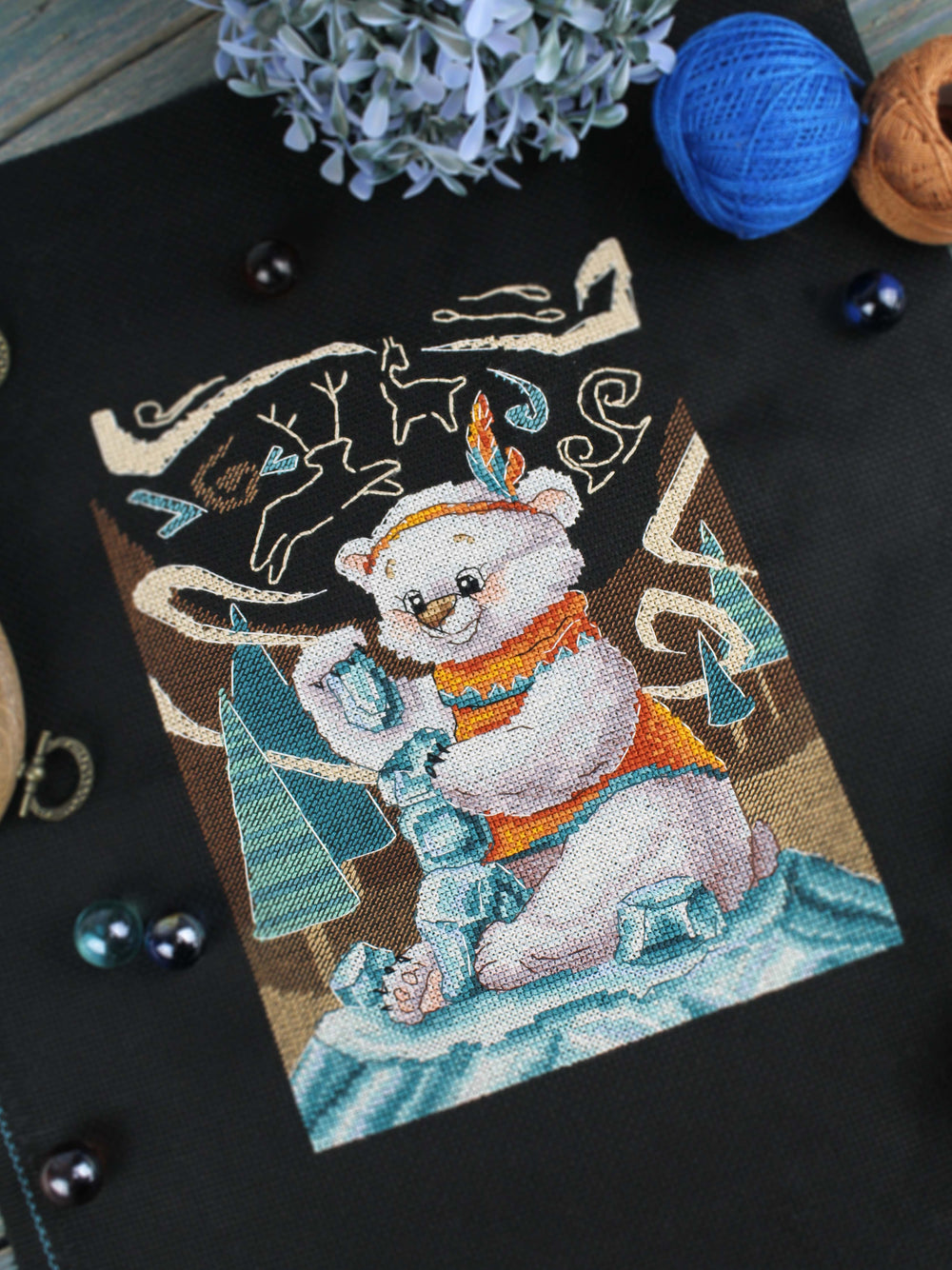 Kit de point de croix « Tour de glace » SNV-892 – Ours polaire sculpteur