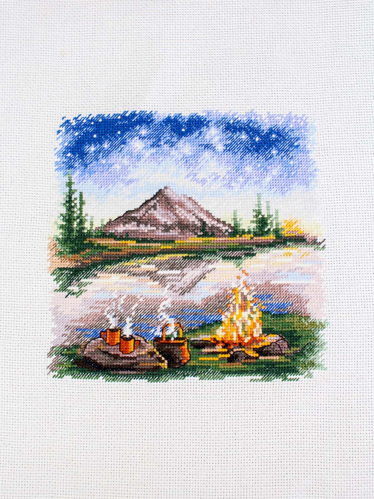 Kit de punto de cruz MP Studia SNV-955 Under the Starry Sky – Bajo el Cielo Estrellado 16x16 cm