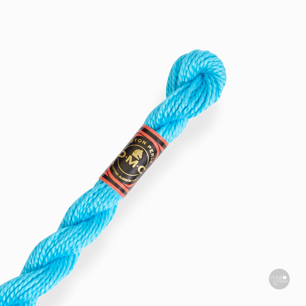 Écheveau de fil de coton Perle DMC épaisseur 3 à 15 m : élégance et polyvalence dans votre broderie