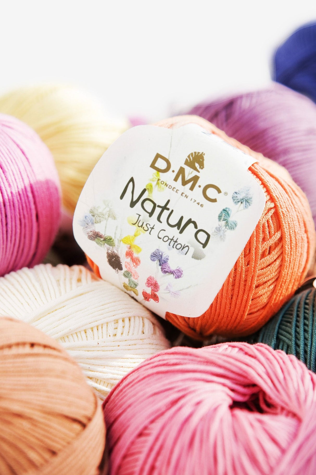 Fil Natura Just Cotton DMC - 100% coton, variété de couleurs pour vos créations d'été