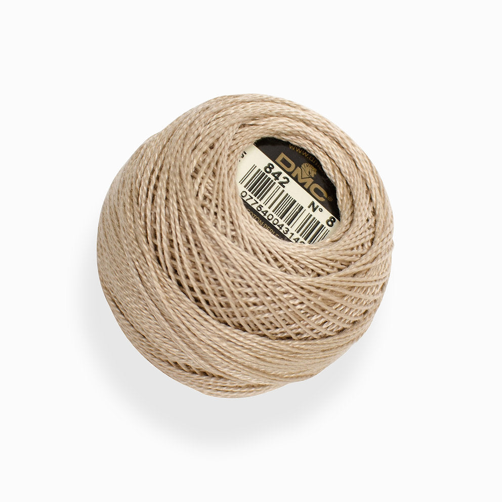 Boule PERLÉ 116 COTON DMC Épaisseur - 5 : Un fil tressé pour une broderie avec relief et élégance