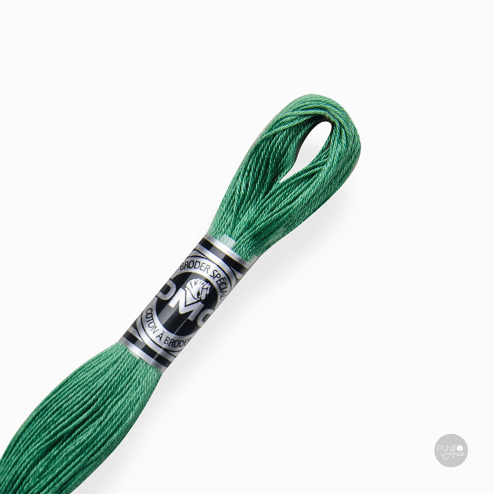 Special Embroidery Thread DMC 107/16: Brightness and quality in your embroidery