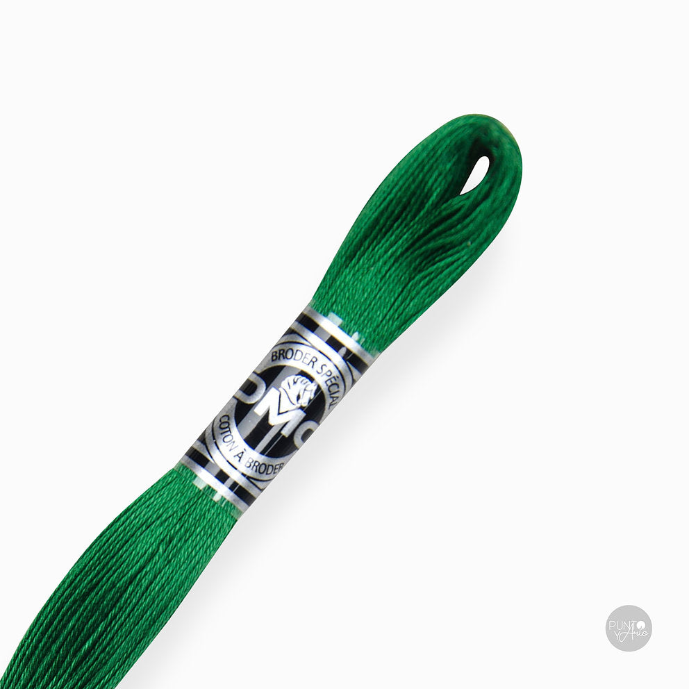 Special Embroidery Thread DMC 107/16: Brightness and quality in your embroidery