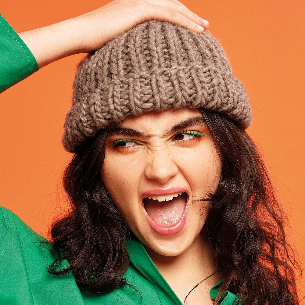 Iconic knit hat pattern knitted with Katia's Chunky Wow!
