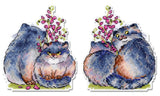 Bordado en punto de cruz de dos gatos juntos con flores sobre lienzo plástico blanco con diseño tierno y romántico