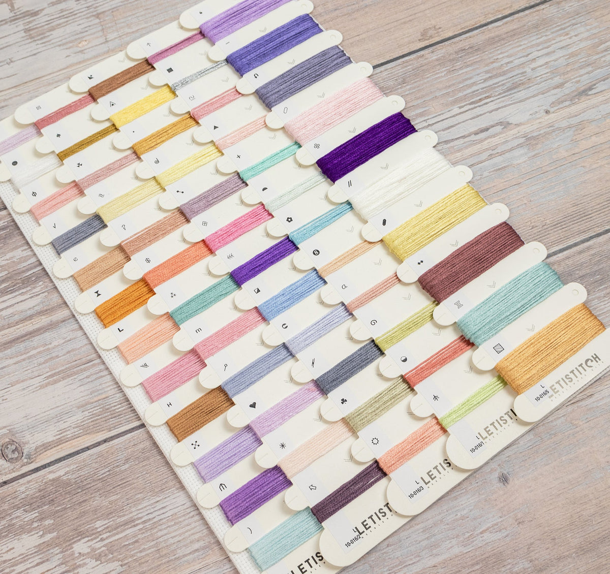 Kit de Punto de Cruz Letistitch L10-016 Ramen Day – contenido y detalles del kit (4)