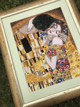 Kit de Punto de Cruz Riolis 1170 – The Kiss según la obra de G. Klimt