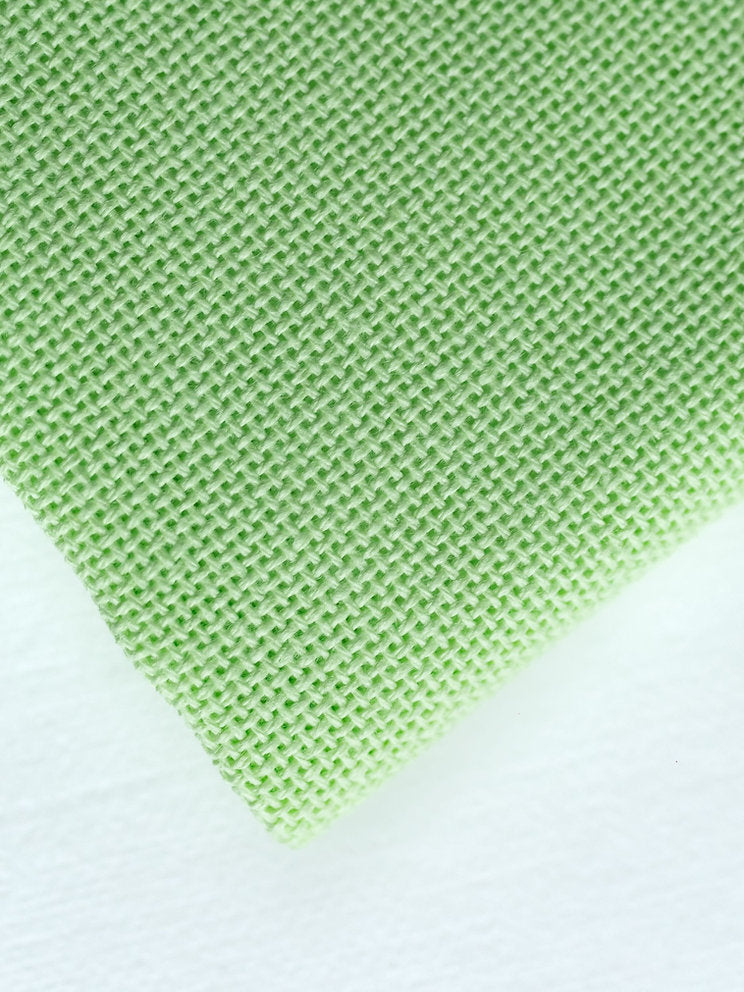 Tissu Linda Schulertuch 1235/6122 couleur citron vert - ZWEIGART : précision et élégance dans chaque point