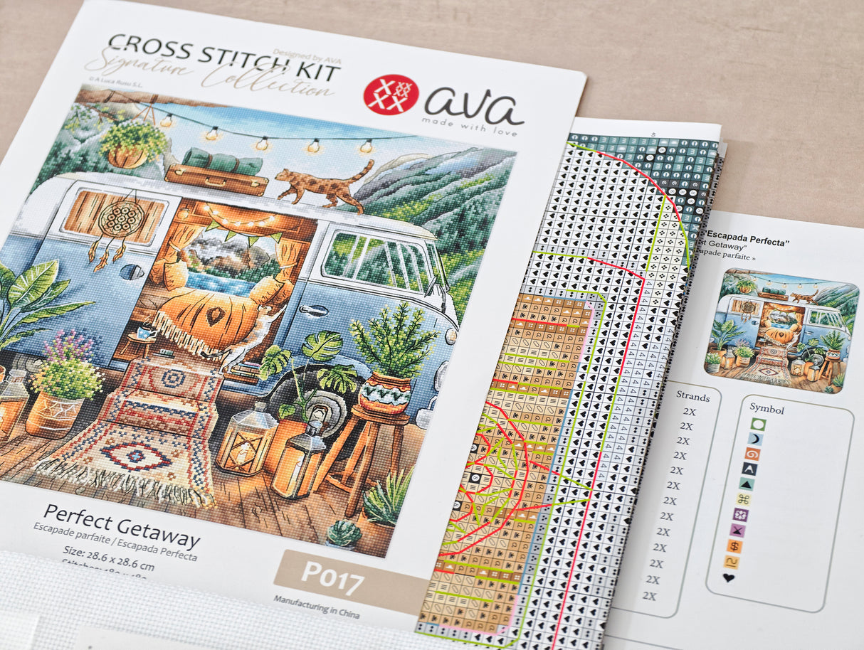 AVA Signature Collection P017 El Hogar es Donde Aparcamos – Kit de Punto de Cruz Contado