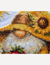 Kit de punto de cruz Aine A1043 – Sunshine Gnome, gnomo de verano, 20 × 20 cm