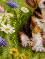Kit de punto de cruz Aine A1048 – Meadow Pup, cachorro beagle, 20 × 20 cm