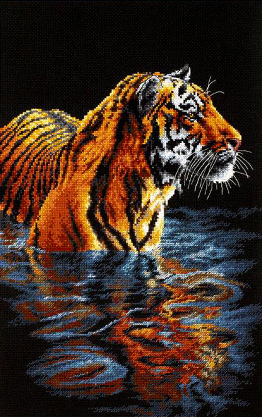 Tiger Relaxing - 35222 Dimensions - Cross Stitch Kit