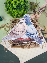 Kit de Punto de Cruz “Dove and Turtledove” MP Studia SR-1338 – Lienzo Plástico 10×14 cm
