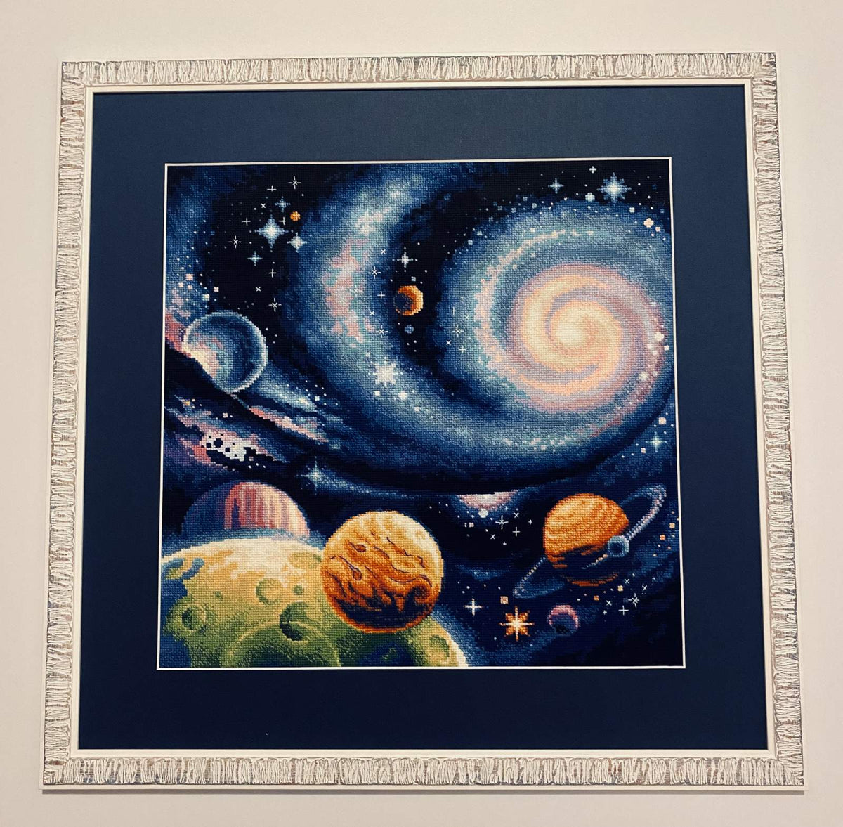 Kit de Bordado de Punto de Cruz - "Other Worlds" - Riolis 2039 - Punto y Arte