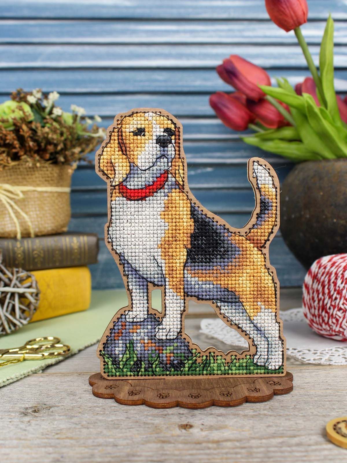 Kit de punto de cruz sobre madera MP Studia SO-169 Beagle 15x12 cm