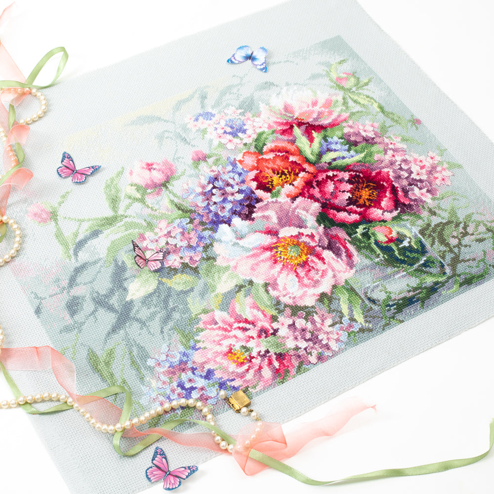 Kit de punto de cruz Magic Needle 510-224 – Peonias y Hortensias