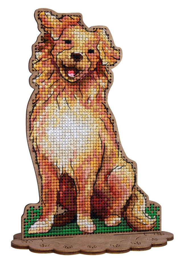 Kit de punto de cruz sobre madera MP Studia SO-168 Retriever con perro retriever sentado y sonriente bordado sobre base de madera perforada con soporte.