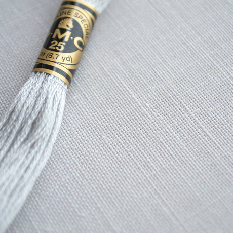3348/7011 Newcastle Fabric 40 ct. Lune argentée ZWEIGART for cross stitch
