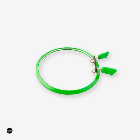 Cerceau flexible Nurge 160 en vert : votre allié parfait pour des projets de broderie impeccables