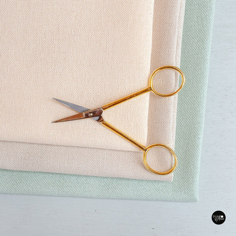 Precision Scissors for Cross Stitch Madeira Art. No. 9477: Quality and Precision in Every Cut