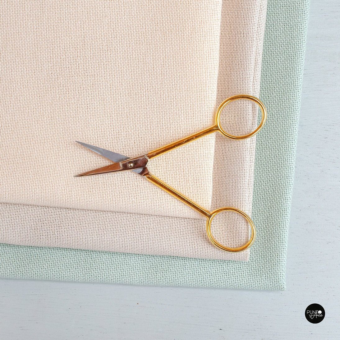 Precision Scissors for Cross Stitch Madeira Art. No. 9477: Quality and Precision in Every Cut