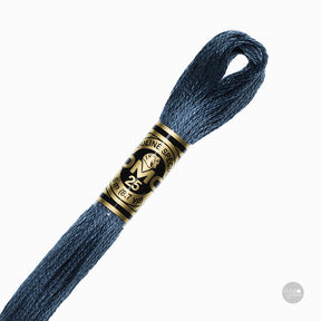 Hilo de bordado DMC Mouliné Spécial 117MC color 930 algodón mercerizado de 8 metros