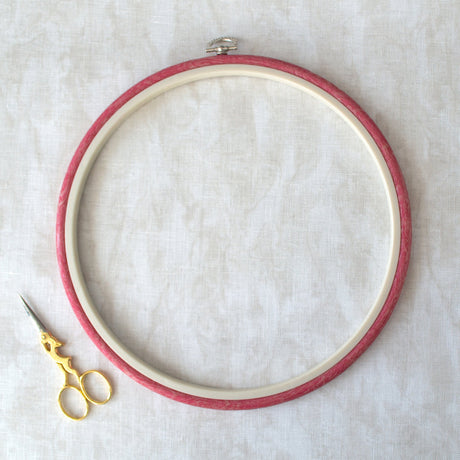 Nurge Hoop Frame-Frame in Red: The Perfect Combination of Functionality and Style for Your Embroidery
