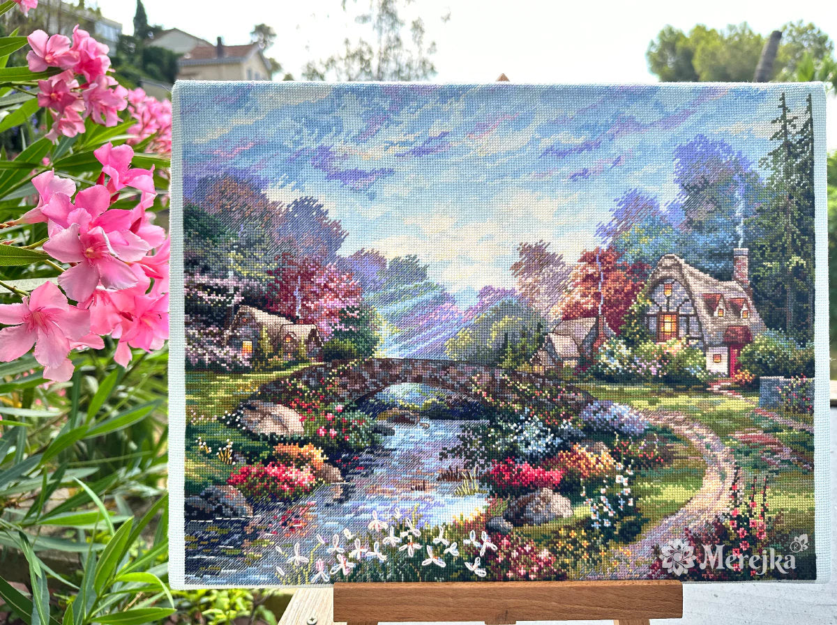 Kreuzstich-Set Frühlingsglanz (Springtime Glory) | Merejka K-233 | 30x38 cm | Aida Zweigart Ice-Blue + DMC-Garn