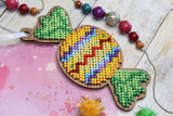 Candy. Christmas Ornament - SO-064 MP Studia - Kit with bead