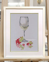 Kit de Punto de Cruz OVEN 1680 – A Glass of Sparkling Wine