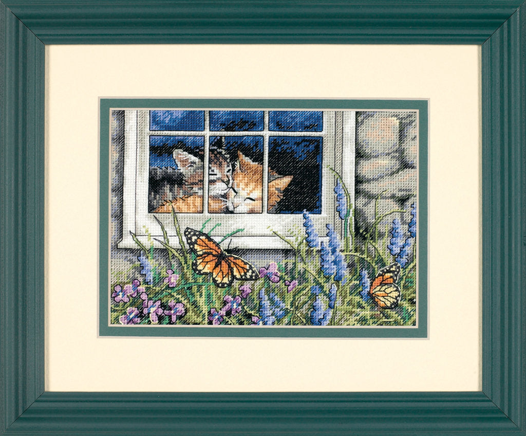 Feline Love - 65051 Dimensions - Cross Stitch Kit